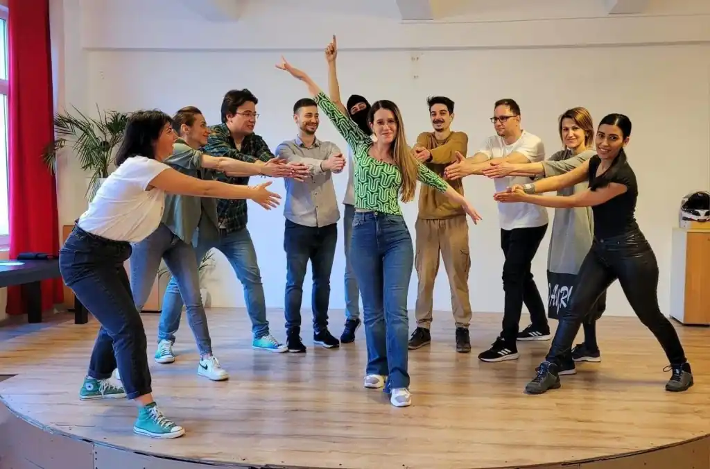 Activități de actorie la Școala de Teatru Qfeel